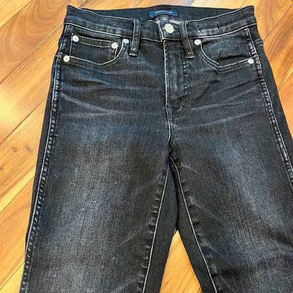 J Crew Vintage Straight Jean - size 24P - Picture 3 of 6
